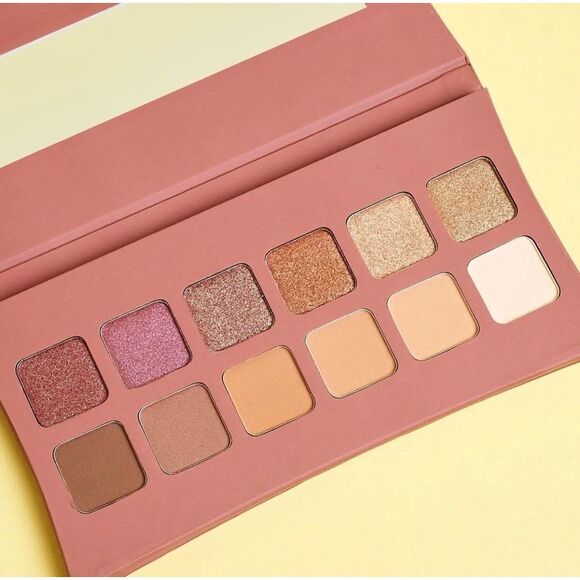 Illamasqua Other - Illamasqua‎ Unveiled Artistry Palette